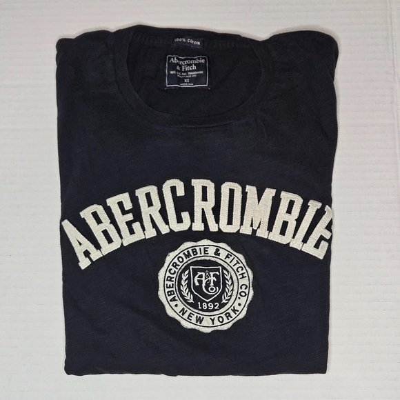 Abercrombie & Fitch Black Graphic T-Shirt, XS - Picture 4 of 4